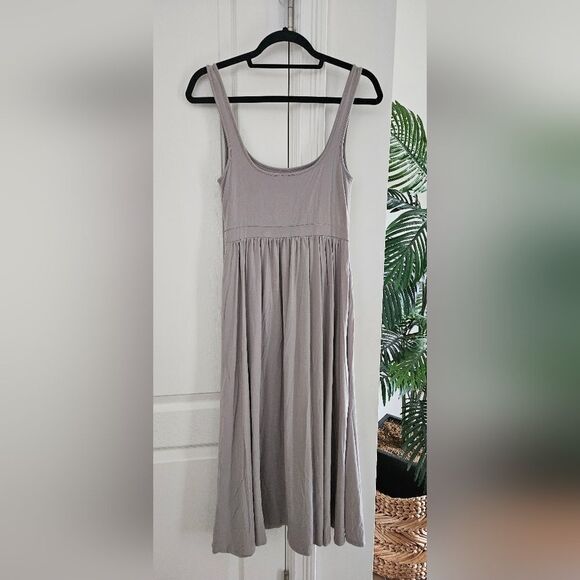 Wilfred Aritzia Elegant Gray Sleeveless Dress - Picture 4 of 5